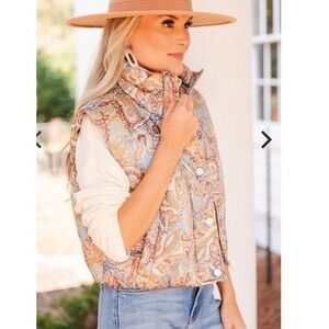 Current Air Paisley Print Puffer Vest Women's L New with Tags Winter Ski Apres